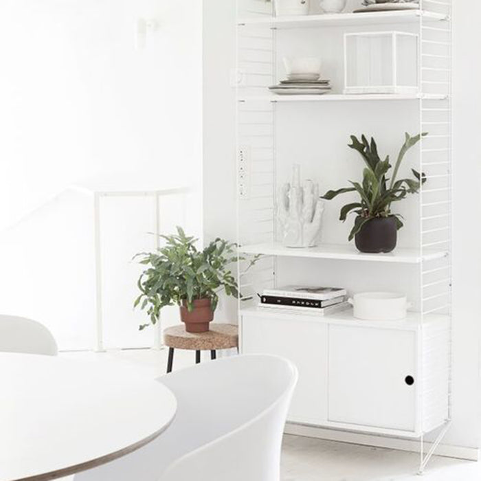 String® System - Repisero con gabinete White/ White