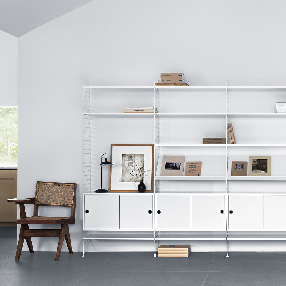 Sistema String® - Repisero con gabinetes White